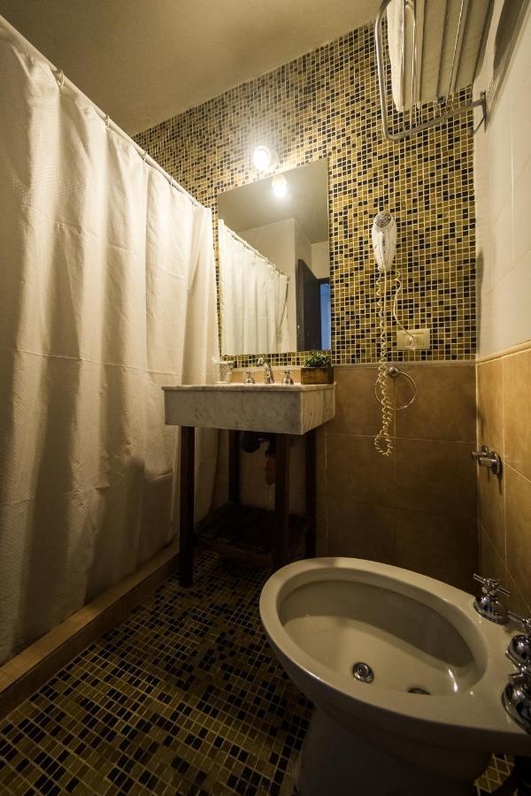 Costalago Suites- By Hvh ヴィラ・カルロス・パス エクステリア 写真